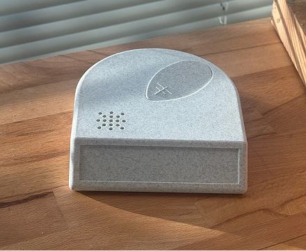 The Leaf - on wooden table